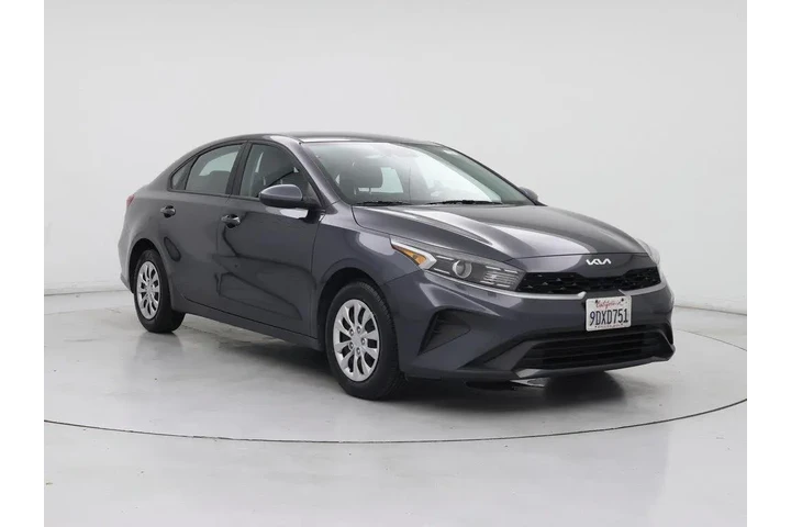 $16998 : Kia Forte 2023 LX 4dr Sedan image 1