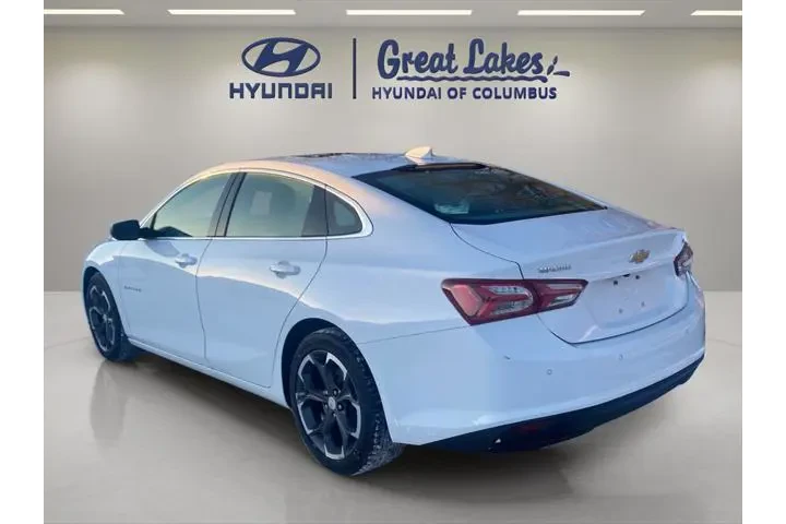 $18777 : Chevrolet Malibu 2022 LT 4dr image 3