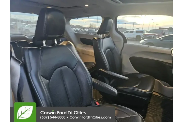 $21989 : Chrysler Pacifica Hybrid 201 image 7