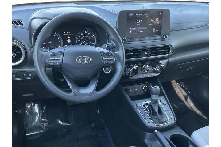 $17995 : Hyundai KONA 2023 AWD SEL 4d image 6