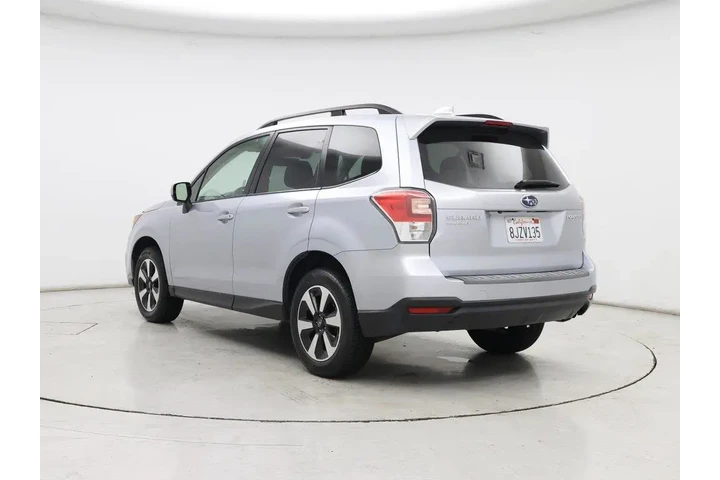 $21998 : Subaru Forester 2018 AWD 2.5 image 2