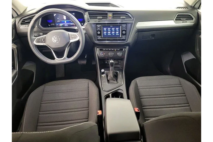 $20998 : Volkswagen Tiguan 2022 S 4dr image 9