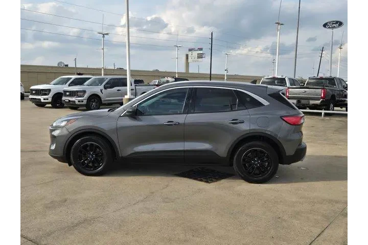 $19495 : Ford Escape 2022 SE 4dr SUV image 8