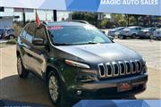 2017 Cherokee Latitude en Dallas