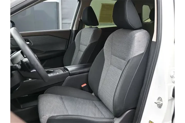 $17995 : Nissan Rogue 2023 SV 4dr Cro image 9