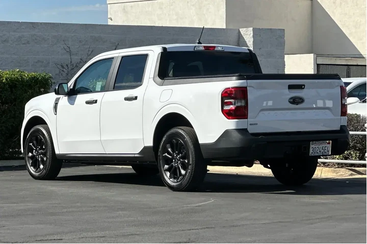 $29995 : Ford Maverick 2024 XLT 4dr S image 6