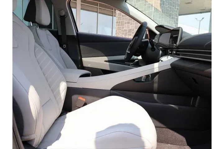 $25977 : Hyundai ELANTRA 2025 Limited image 10
