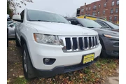 $9999 : 2013 Grand Cherokee Laredo thumbnail