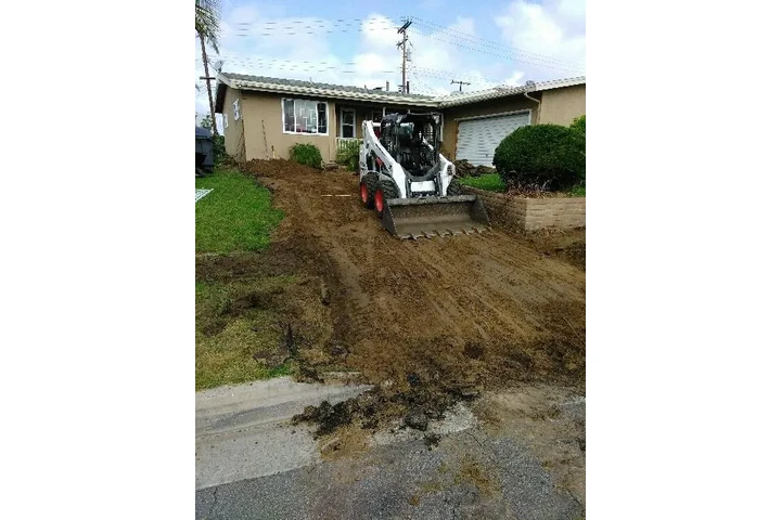 CONCRETE WORK/DRIVEWAYS image 6