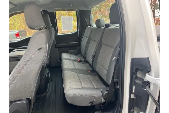 $35700 : Ford F-150 2022 4x4 XL 4dr S image 10