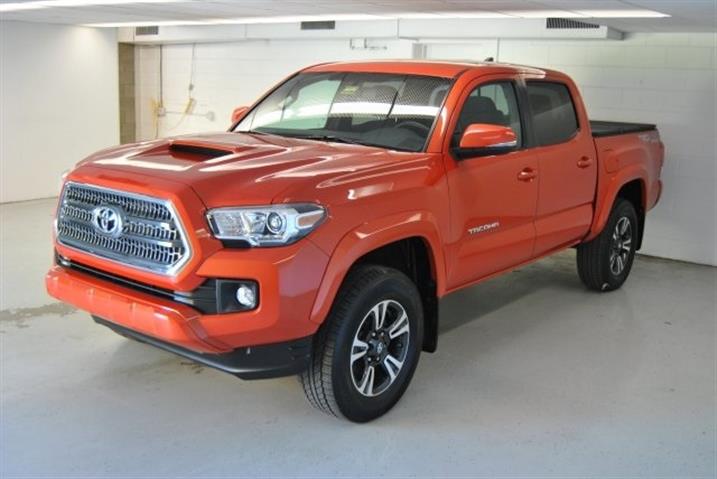 $247000 : TOYOTA TACOMA TRD SPORT image 2