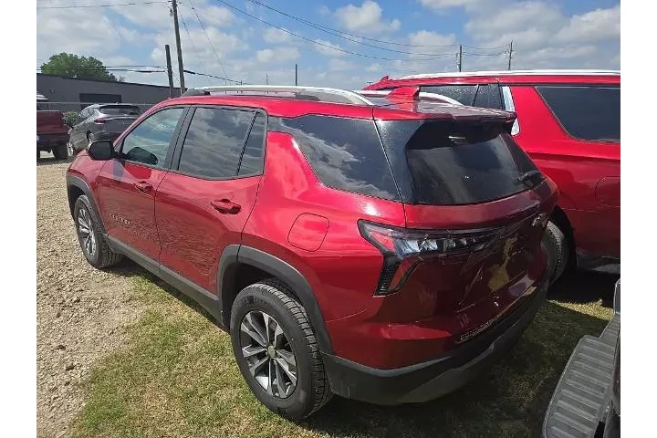 $24701 : Chevrolet Equinox 2025 4x4 L image 2