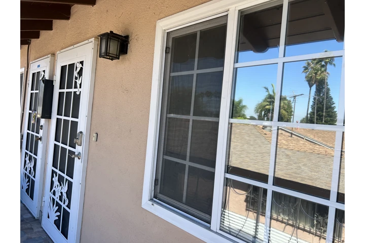 $2500 : South Gate 2 Bed 1 Bath $2,500 image 5