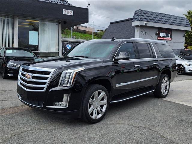 $27495 : 2016 Escalade ESV image 4