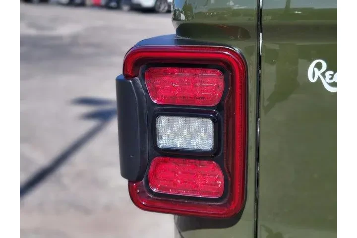 $32500 : Jeep Gladiator 2021 4x4 Spor image 9