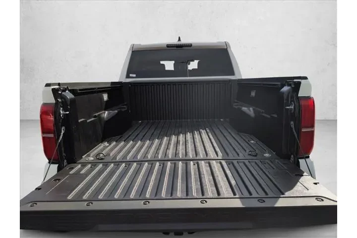 $39644 : Toyota Tacoma 2025 4x4 SR5 4 image 6