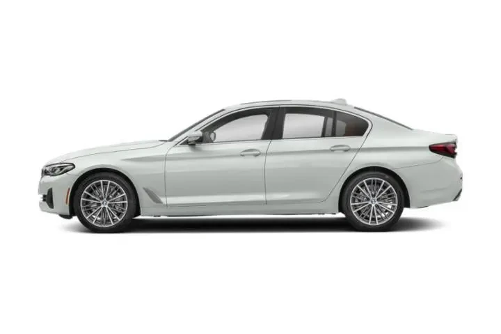 $38345 : BMW 5 Series 2023 530i 4dr S image 2