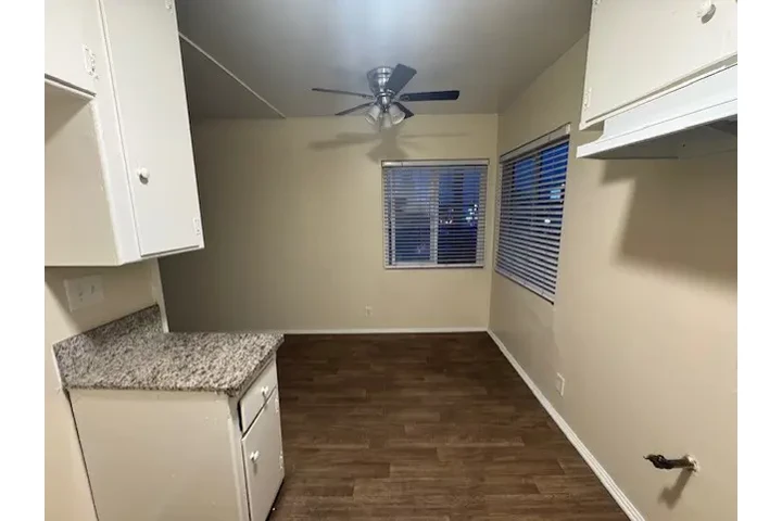$1795 : FOR RENT - 1Bed in Los Angeles image 5
