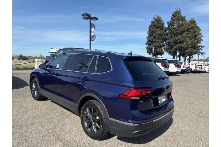 $19600 : Volkswagen Tiguan 2022 SE 4d image 4