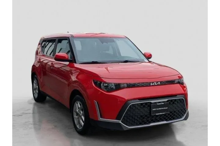 $17595 : Kia Soul 2023 S 4dr Crossove image 4