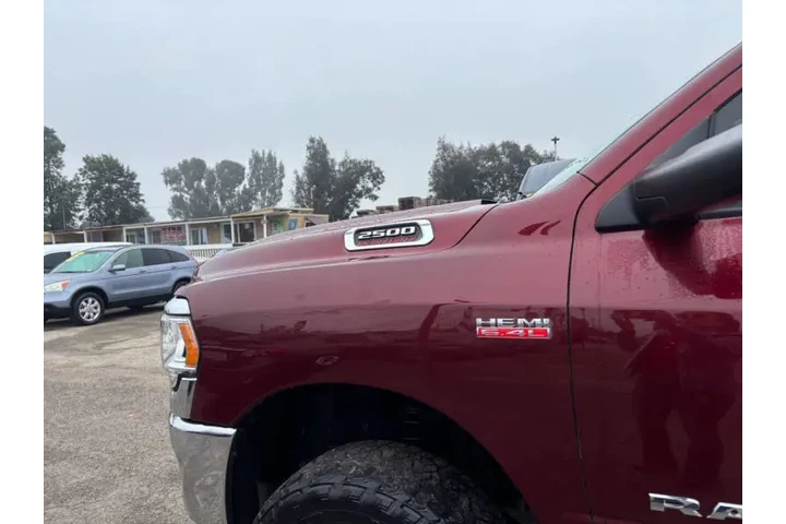 $29599 : 2021 RAM 2500 Tradesman image 10