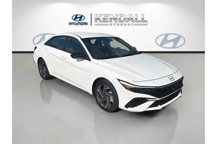 $18270 : Hyundai ELANTRA 2025 SEL Spo image 1