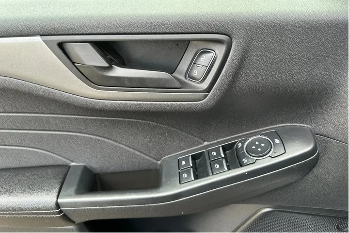 Ford Escape 2024 Active 4dr image 10