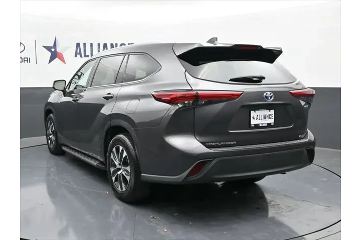 $31827 : Toyota Highlander Hybrid 202 image 5