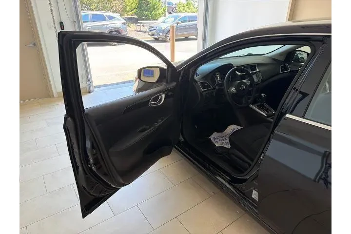 $10989 : Nissan Sentra 2018 S 4dr Sed image 10