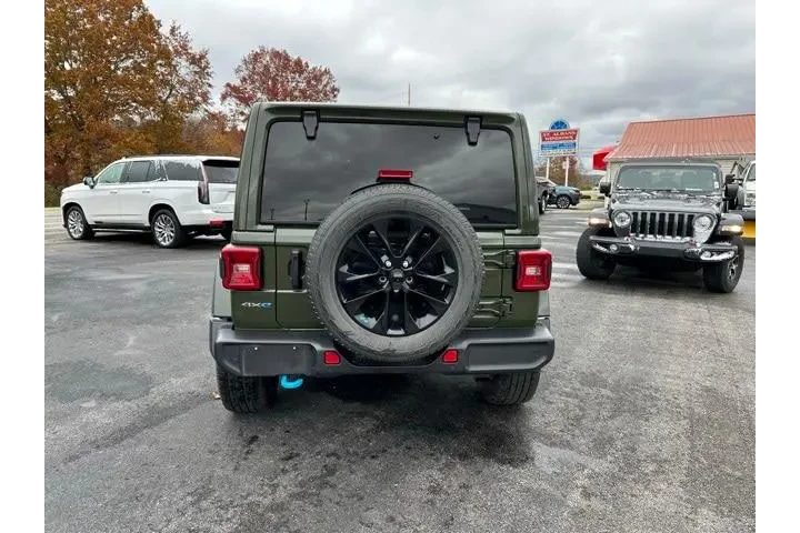 $27652 : Jeep Wrangler Unlimited 2022 image 5