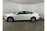 $18957 : Chevrolet Malibu 2024 LT 4dr thumbnail