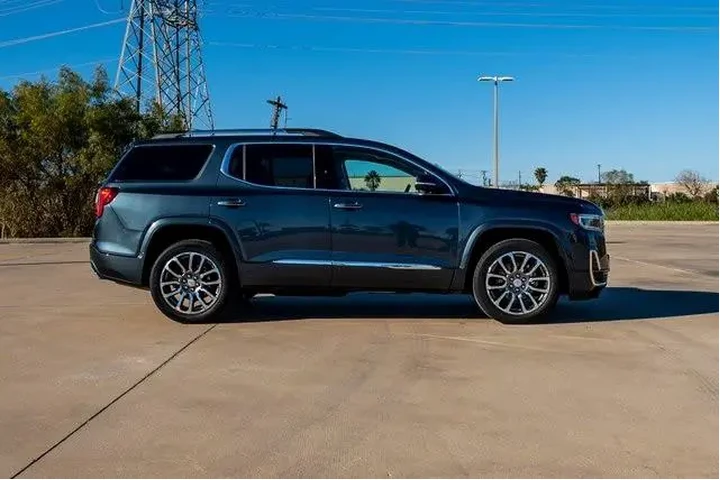 $27479 : GMC Acadia 2020 Denali 4dr S image 2