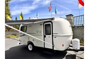 2010 Casita Spirit Deluxe 17ft thumbnail
