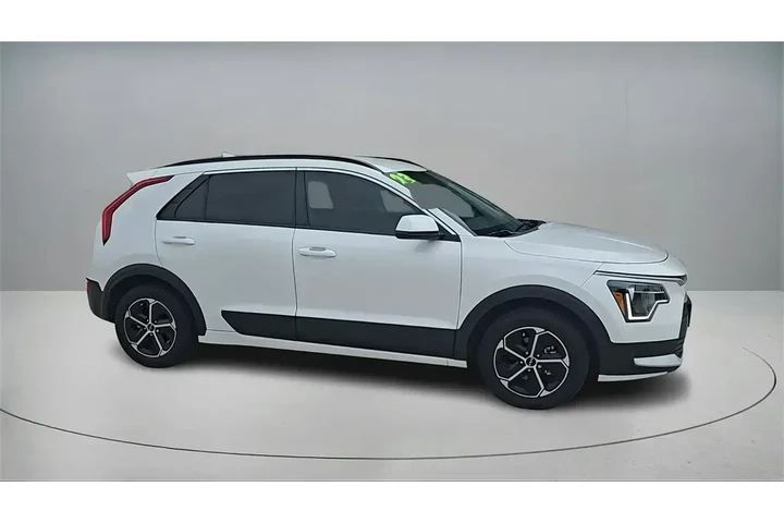$21450 : Kia Niro 2023 LX 4dr Crossov image 2