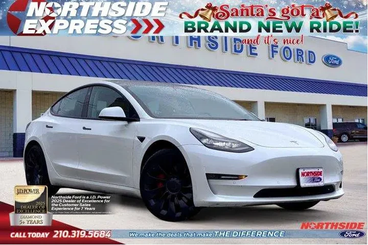 $23977 : Tesla Model 3 2022 AWD Perfo image 1