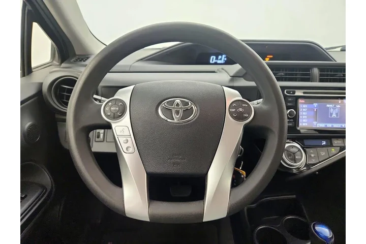 $12998 : Toyota Prius c 2015 One 4dr image 10