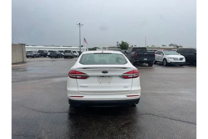 $19982 : Ford Fusion 2019 SE 4dr Seda image 10