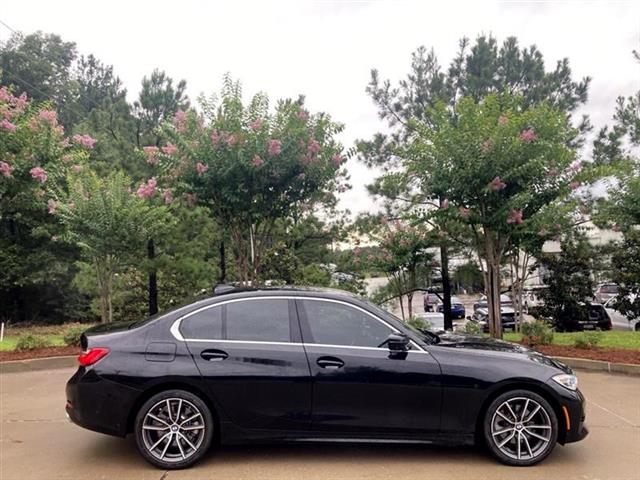 $29963 : 2020 BMW 3-Series 330i image 7