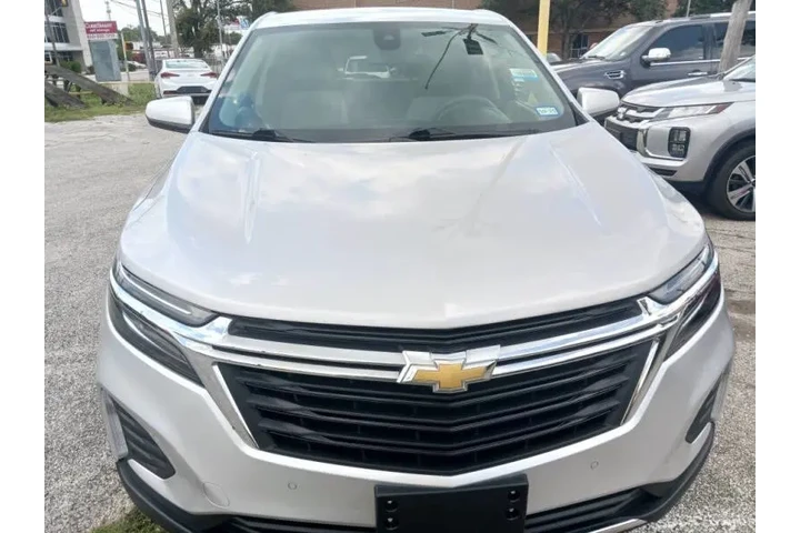 $18900 : 2022 Equinox LT image 1
