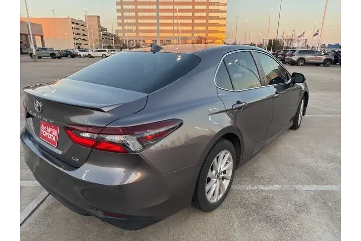 $25000 : Toyota Camry 2022 LE 4dr Sed image 10