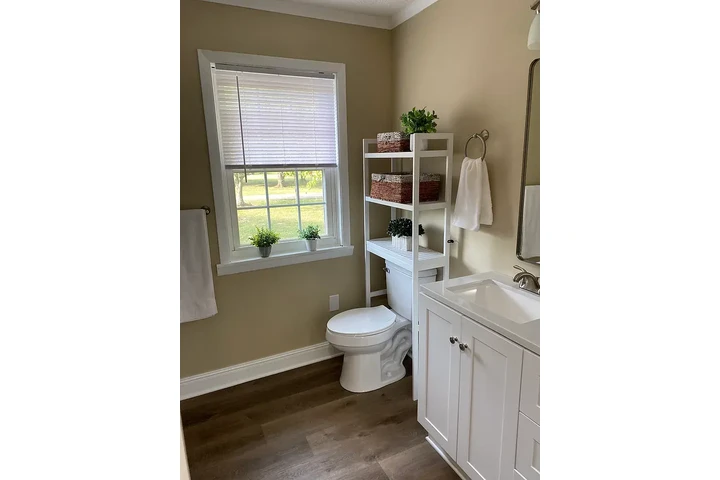 $1300 : 6900 Chisholm Ave, Van Nuys, C image 3