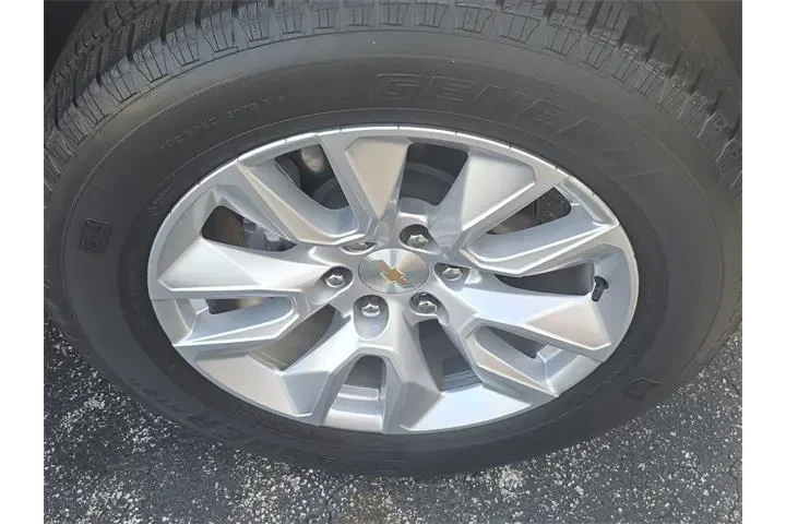 $31990 : Chevrolet Silverado 1500 202 image 5