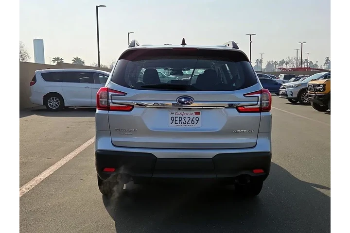 $28998 : Subaru Ascent 2023 AWD Base image 6