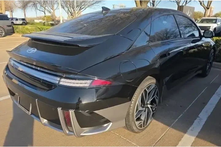 $27024 : Hyundai IONIQ 6 2024 Limited image 2