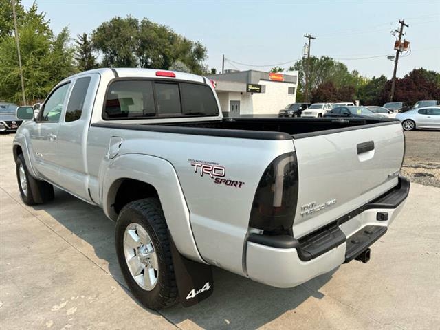 $14975 : 2007 Tacoma V6 image 10