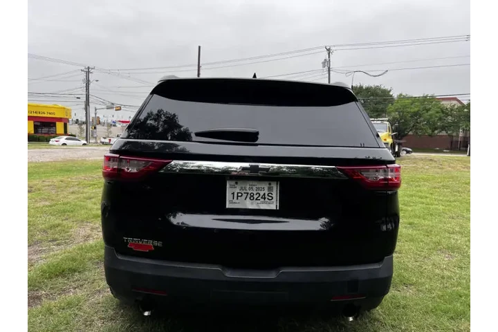 $17995 : 2018 Traverse LS image 7