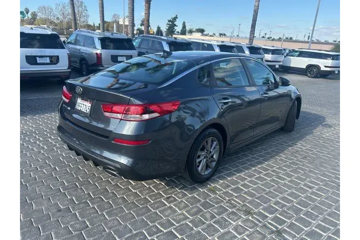 $12495 : Kia Optima 2020 S 4dr Sedan image 4