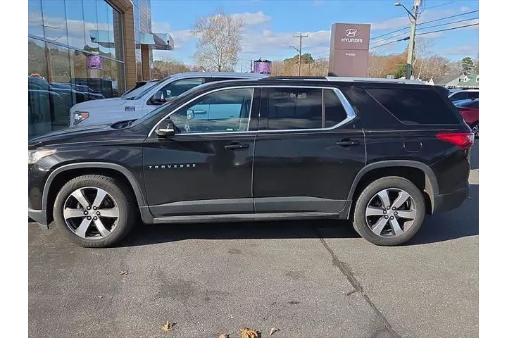 $19682 : Chevrolet Traverse 2018 4x4 image 2