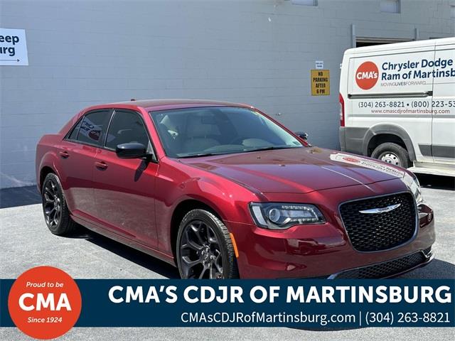 $18990 : PRE-OWNED 2019 CHRYSLER 300 T image 1