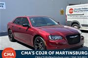 PRE-OWNED 2019 CHRYSLER 300 T en Madison WV